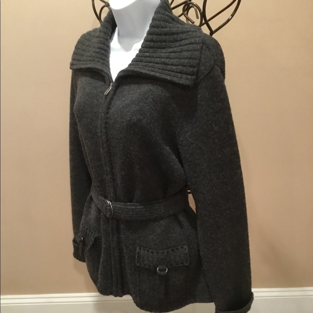 PARAPHRASE SWEATER - Picture 2 of 11